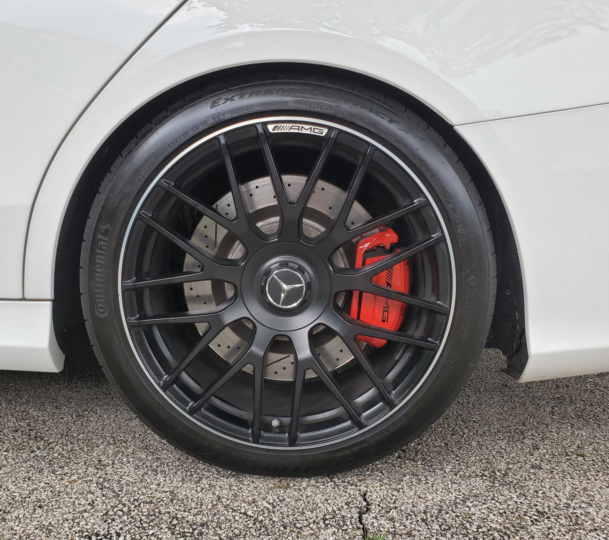 2017 Mercedes-Benz C63 AMG S - 2017 Mercedes C63 S Sedan - Used - VIN 55SWF8HB6HU188631 - 23,000 Miles - 8 cyl - 2WD - Automatic - Sedan - White - Streamwood, IL 60107, United States