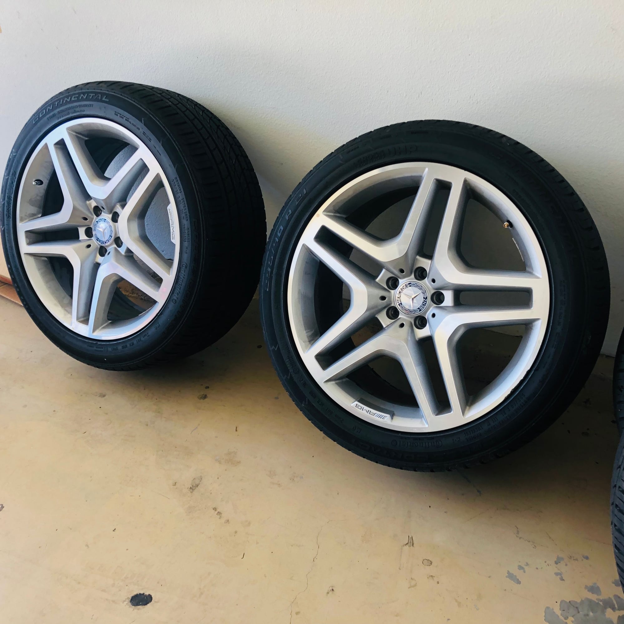 Wheels and Tires/Axles - GL 550 WHEELS AND TIRES - 21" AMG - PERFECT CONDITION - NO SCRATCHES - Used - All Years Mercedes-Benz GLE63 AMG S - All Years Mercedes-Benz GLE350d - All Years Mercedes-Benz GL320 - Irvine, CA 92618, United States
