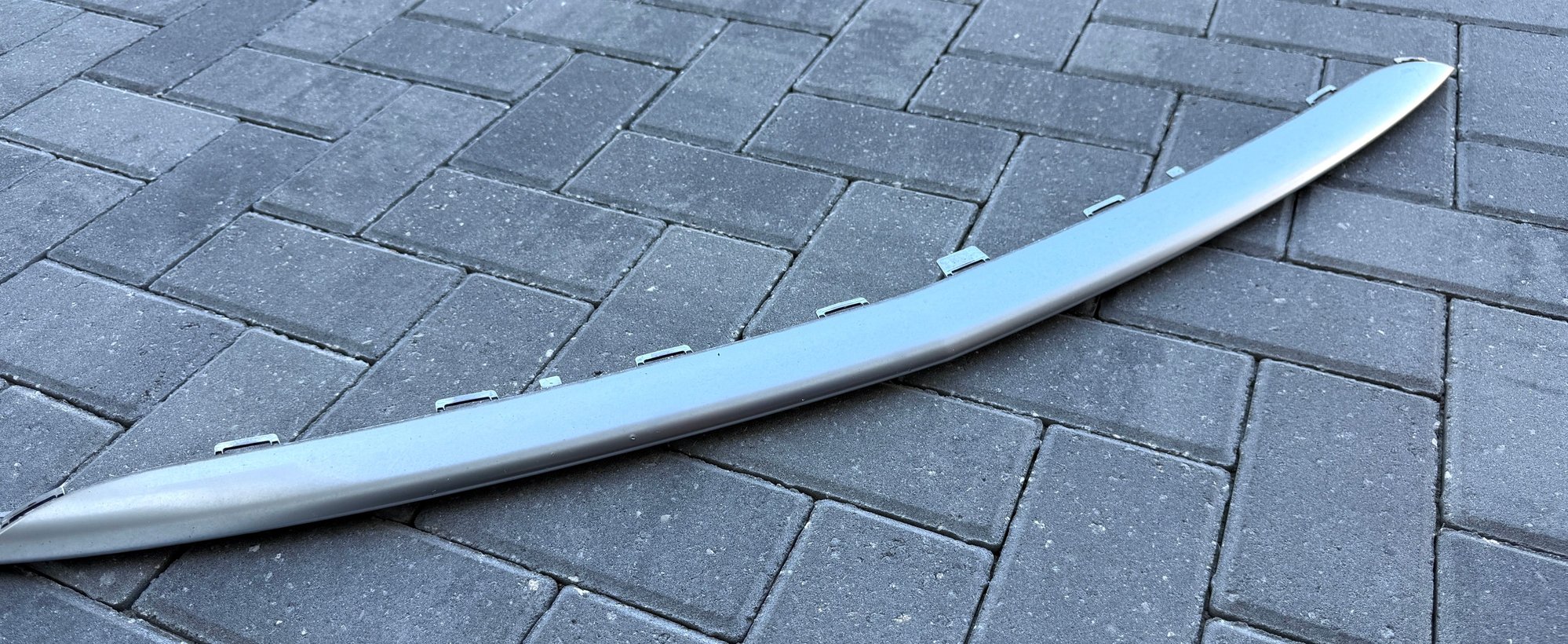 Exterior Body Parts - OEM W213 Lower Front Bumper Chin Trim - Satin Chrome - Used - 0  All Models - Port St Lucie, FL 34953, United States
