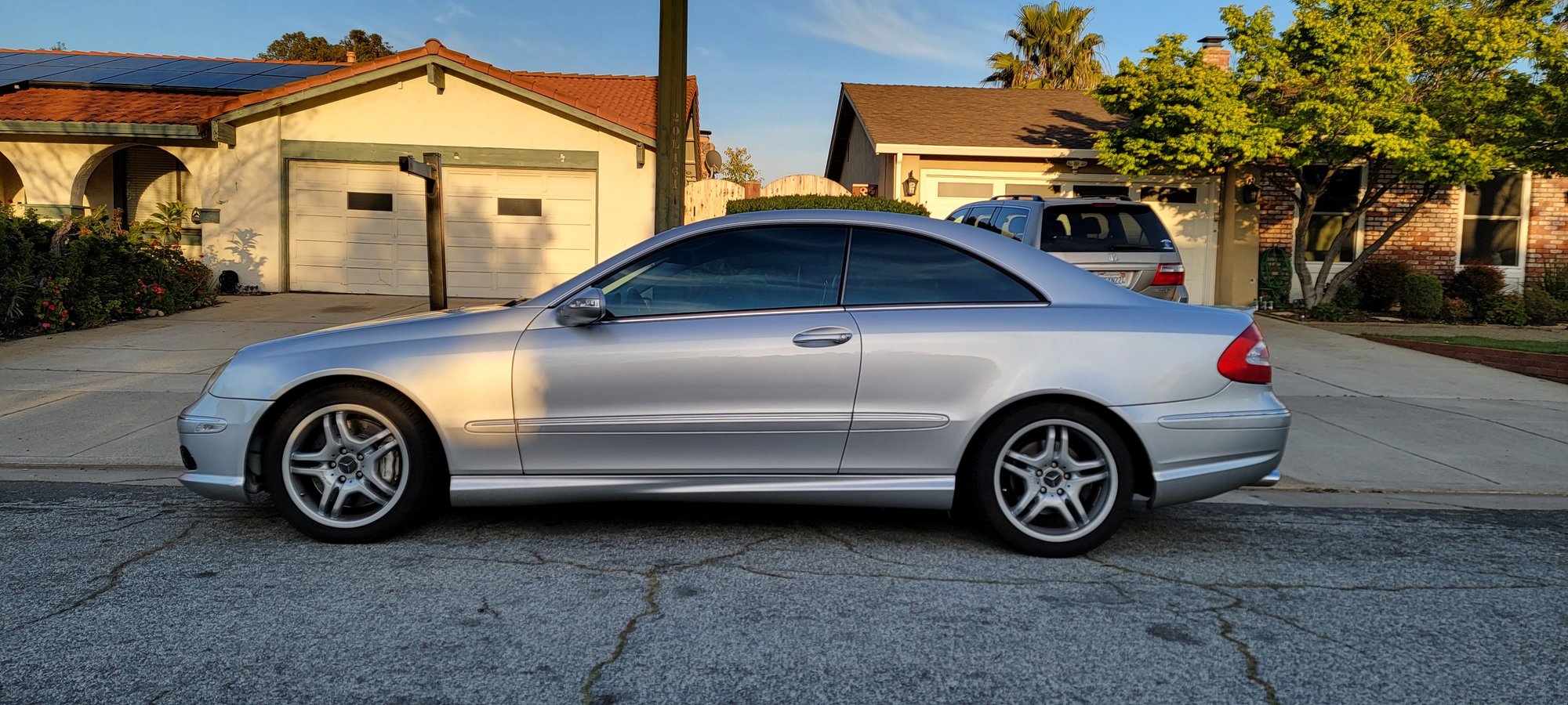 2004 Mercedes-Benz CLK55 AMG - Selling 2004 clk55 coupe - Used - VIN WDBTJ76H94F101622 - 166,000 Miles - 8 cyl - 2WD - Automatic - Coupe - Silver - San Jose, CA 95120, United States