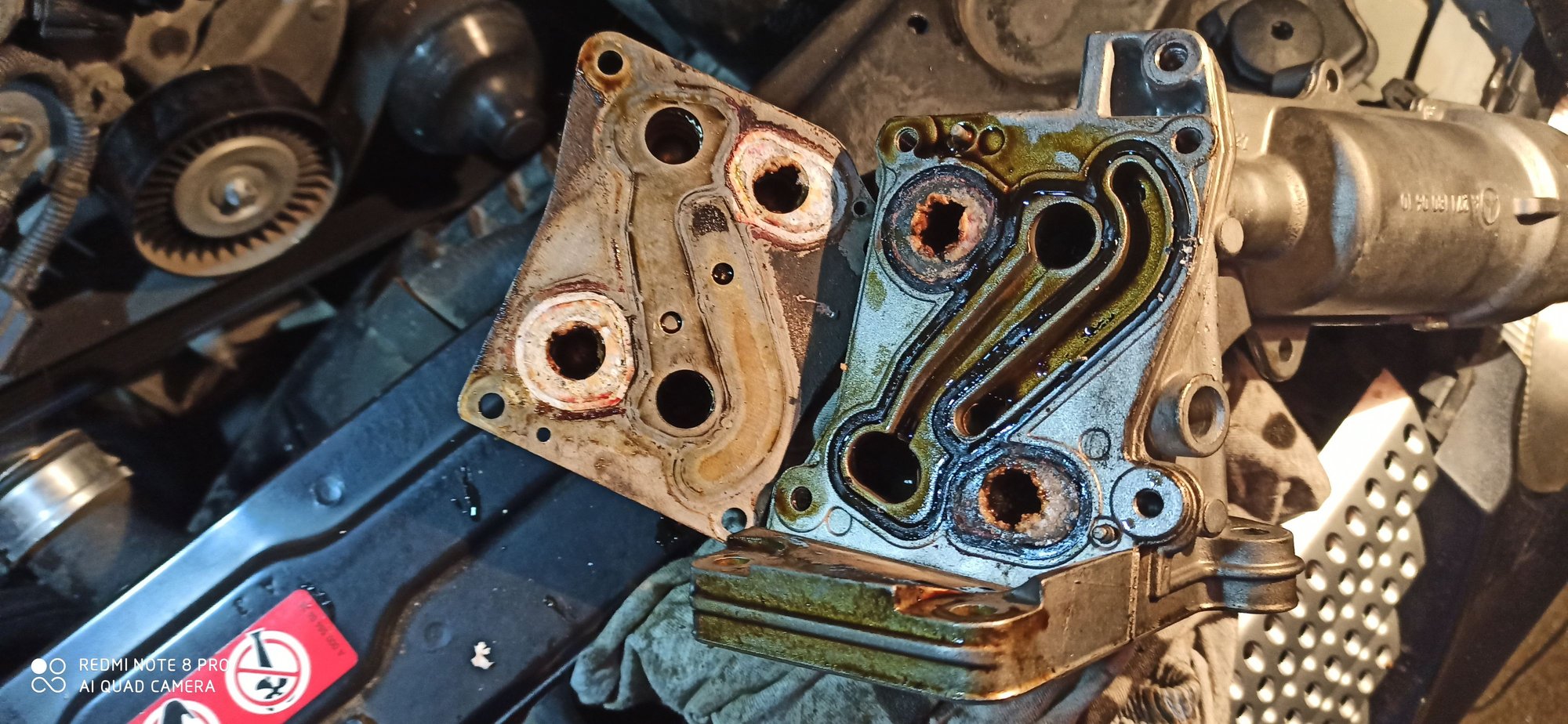 Engine Oil in coolant tank m271 Forums