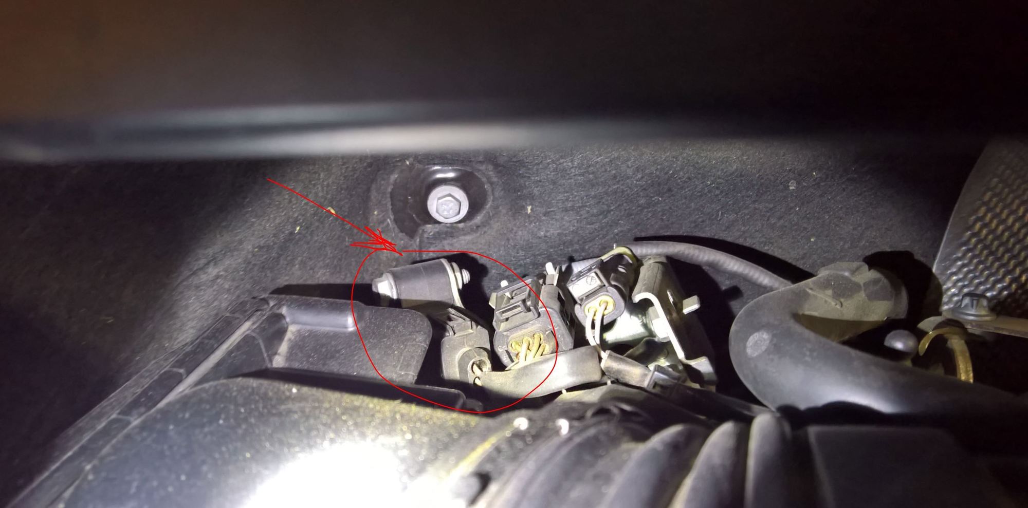 2011 GL350 DPF differential pressure sensor location? Forums