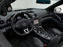 sample picture if the carbon steering wheel installed