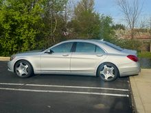 Just swapped out the AMG style original wheels for some 2022 Maybach 19s!