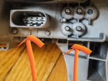 Why i need a wiring diagram, I want to know why the headlights need this main plug(right arrow) the left arrow if i remember correctly was connected to a silver box which id assume was a ballast being it was mounted under the headlight assembly(similar to my C63 headlights)