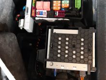 2018 C43 PE trunk fusebox