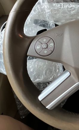 I applied some of the dark savanna cashmere dye I bought and you can see on the outer edge of the wheel how bright it is compared to the horn/airbag part of the wheel