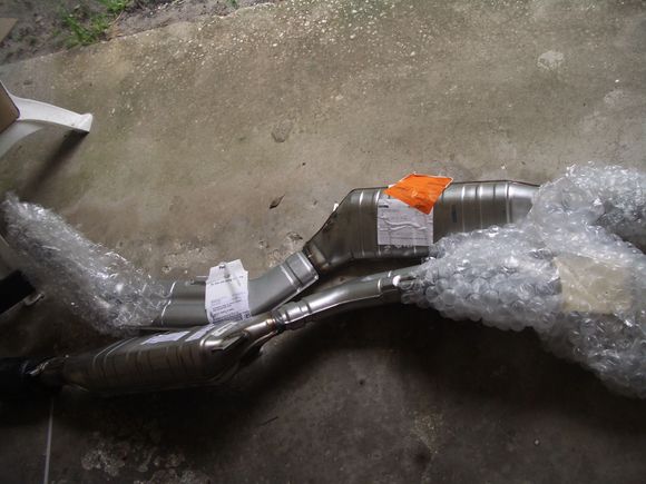 Both pipes come securely wrapped.