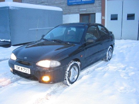 Hyundai Accent 1.5 98&quot; Sunroof :D