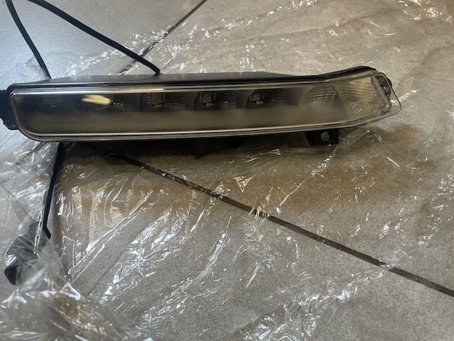 Lights - OEM MERCEDES W212 E-CLASS Drl Daytime Running Light Left 2128204959 - New - 2010 to 2015 Mercedes-Benz E63 AMG - Brooklyn, NY 11203, United States