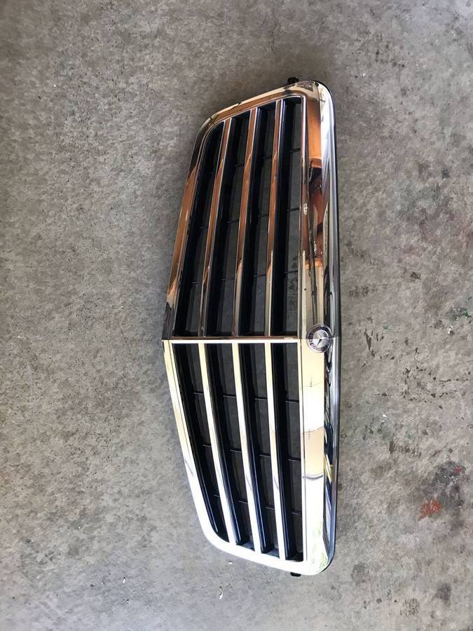 Exterior Body Parts - W212 / E Class grille - Used - 2009 to 2016 Mercedes-Benz E350 - Fremont, CA 94555, United States