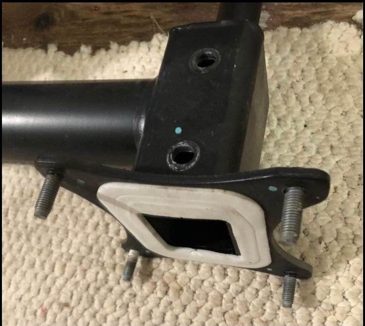 Exterior Body Parts - W164 factory trailer hitch, $100 - Used - 2006 to 2022 Mercedes-Benz ML350 - Framingham, MA 01701, United States