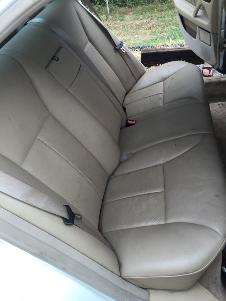 1999 Mercedes-Benz E320 - $600 OBO for full car or sell parts - Bean Station, TN 37708, United States