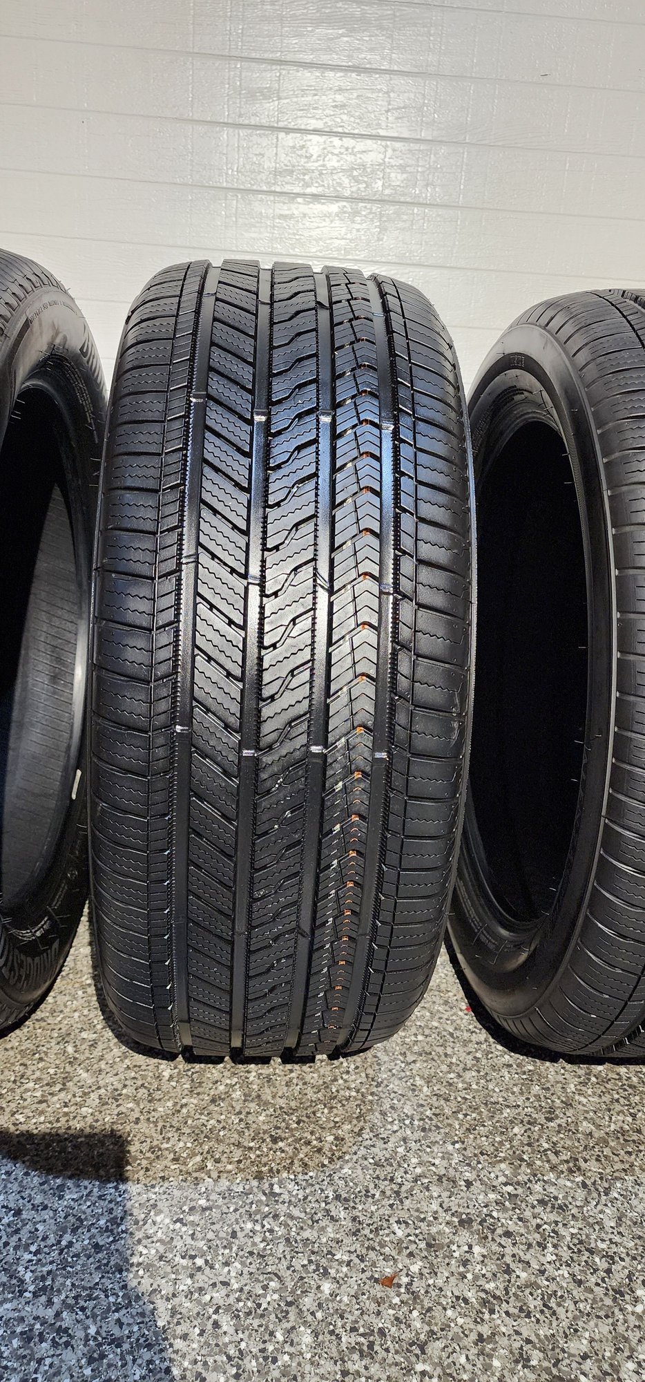 Wheels and Tires/Axles - FS: 4x New Bridgestone Alenza Sport Tires A/S RFT 285/45 (G63 / G550 / GLE63 / GLE53) - New - 2018 to 2025 Mercedes-Benz G-Class - 2015 to 2025 Mercedes-Benz GLE-Class - Coventry, RI 02816, United States