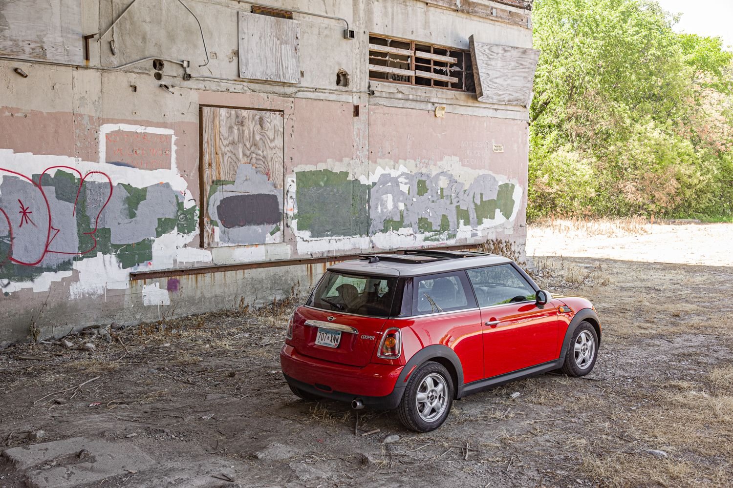 2009 Mini R56: "Mk II" Mini Hatch/Hardtop range - 2009 MINI Cooper Hardtop 6-speed - Used - VIN WMWMF33589TU72691 - 83,812 Miles - 4 cyl - 2WD - Manual - Hatchback - Red - Minneapolis, MN 55405, United States