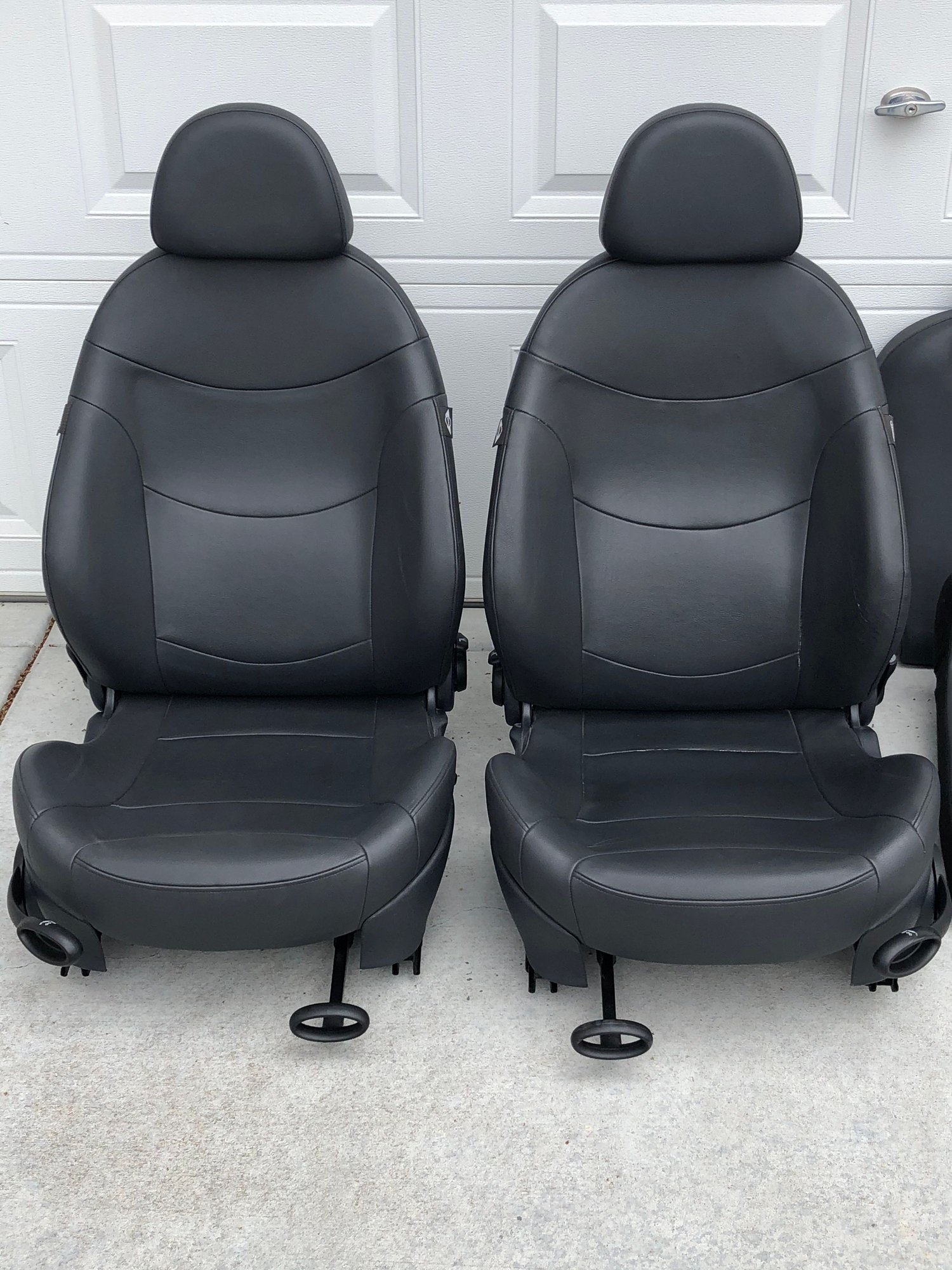 Interior/Upholstery - Full Set of R53 Seats - Used - 2002 to 2006 Mini R53: "Mk I" Mini Cooper S - 2002 to 2006 Mini R50: "Mk I" Mini One & Cooper - Derby, KS 67037, United States