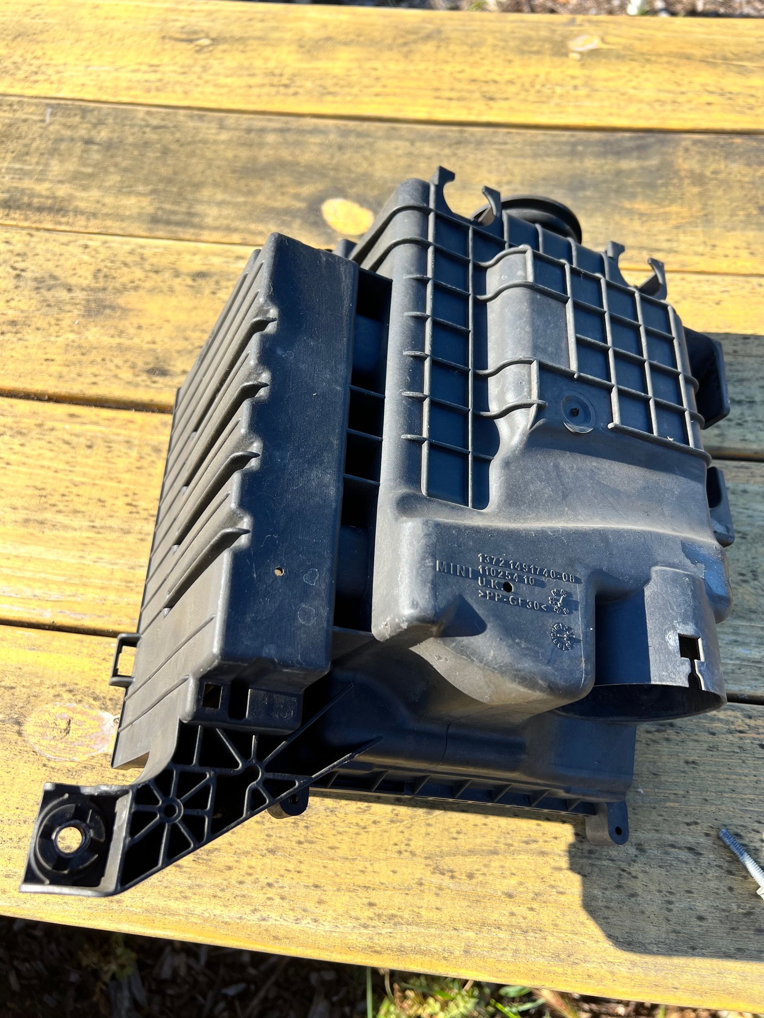 2002 Mini R53: "Mk I" Mini Cooper S - Stock air box - Accessories - $20 - Sebastopol, CA 95472, United States