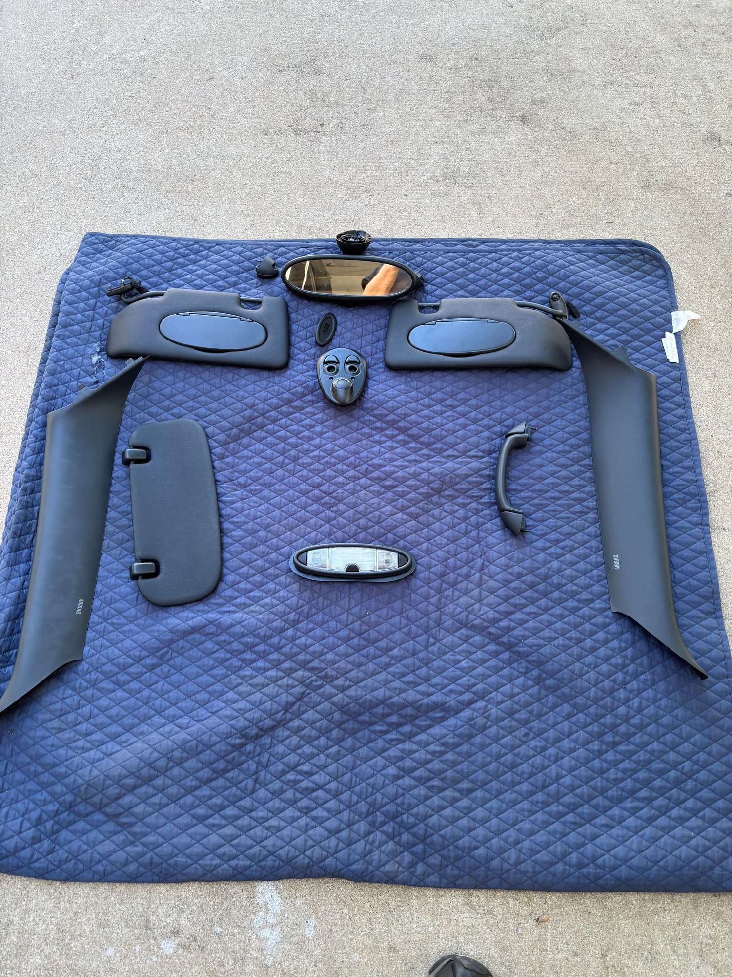 Interior/Upholstery - GENUINE MINI Interior Anthracite Trim - Used - 2002 to 2006 Mini Cooper - Cedar Park, TX 78641, United States