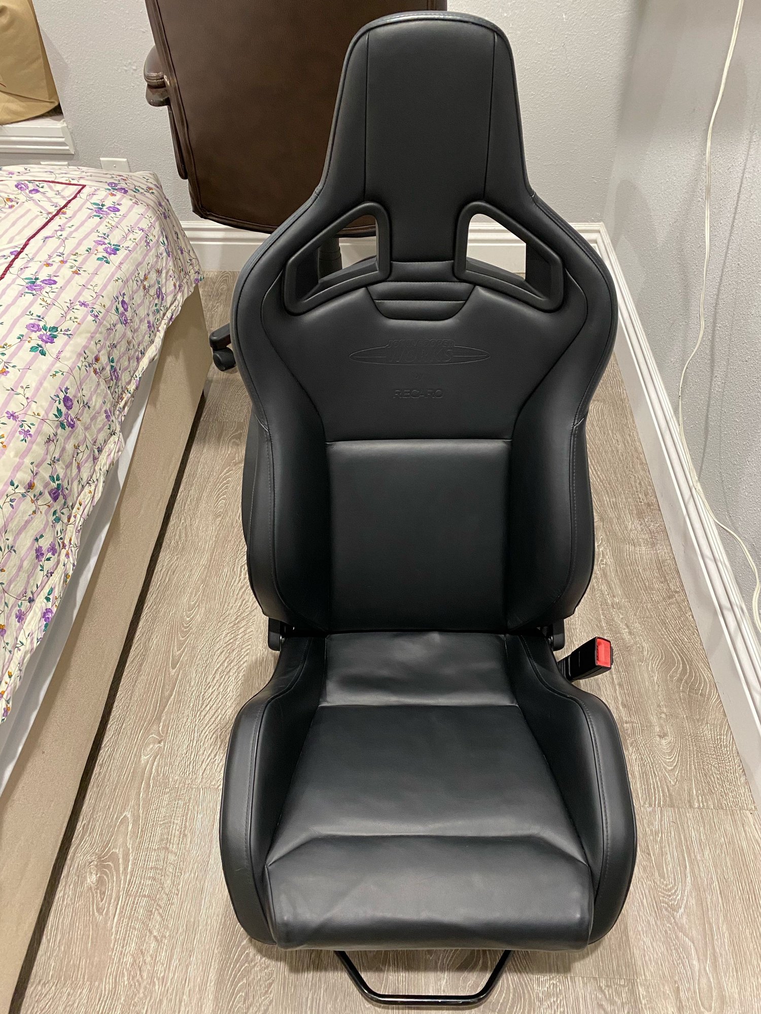 Recaro JCW OEM R56 Leather Seats - Excellent Condition - North American ...