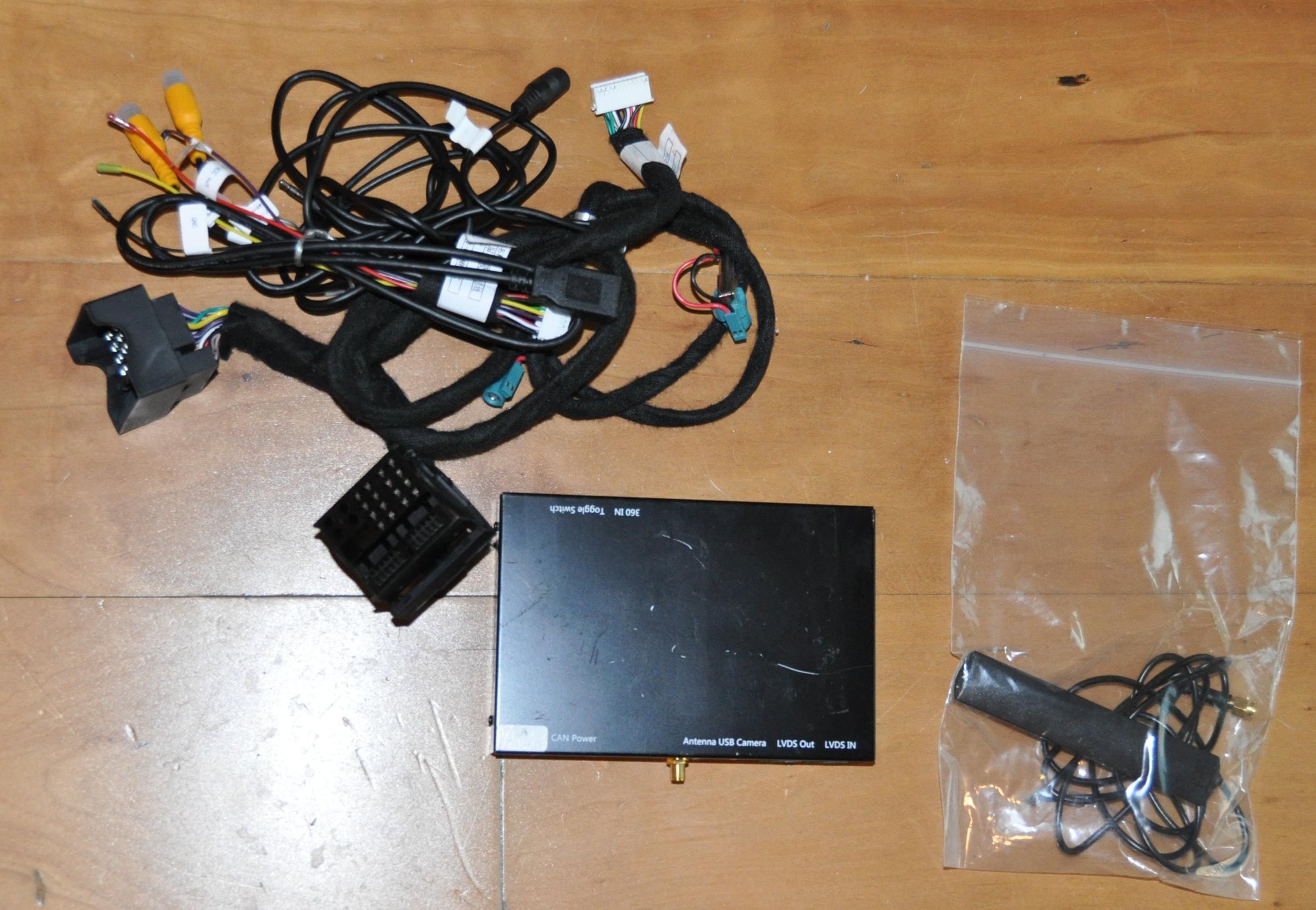 Audio Video/Electronics - CarPlay add-on kit for the earlier F56 /F57 cars w/o carplay. - Used - 2015 to 2017 Mini F56: Mini Hatch/Hardtop - Altamonte Springs, FL 32701, United States