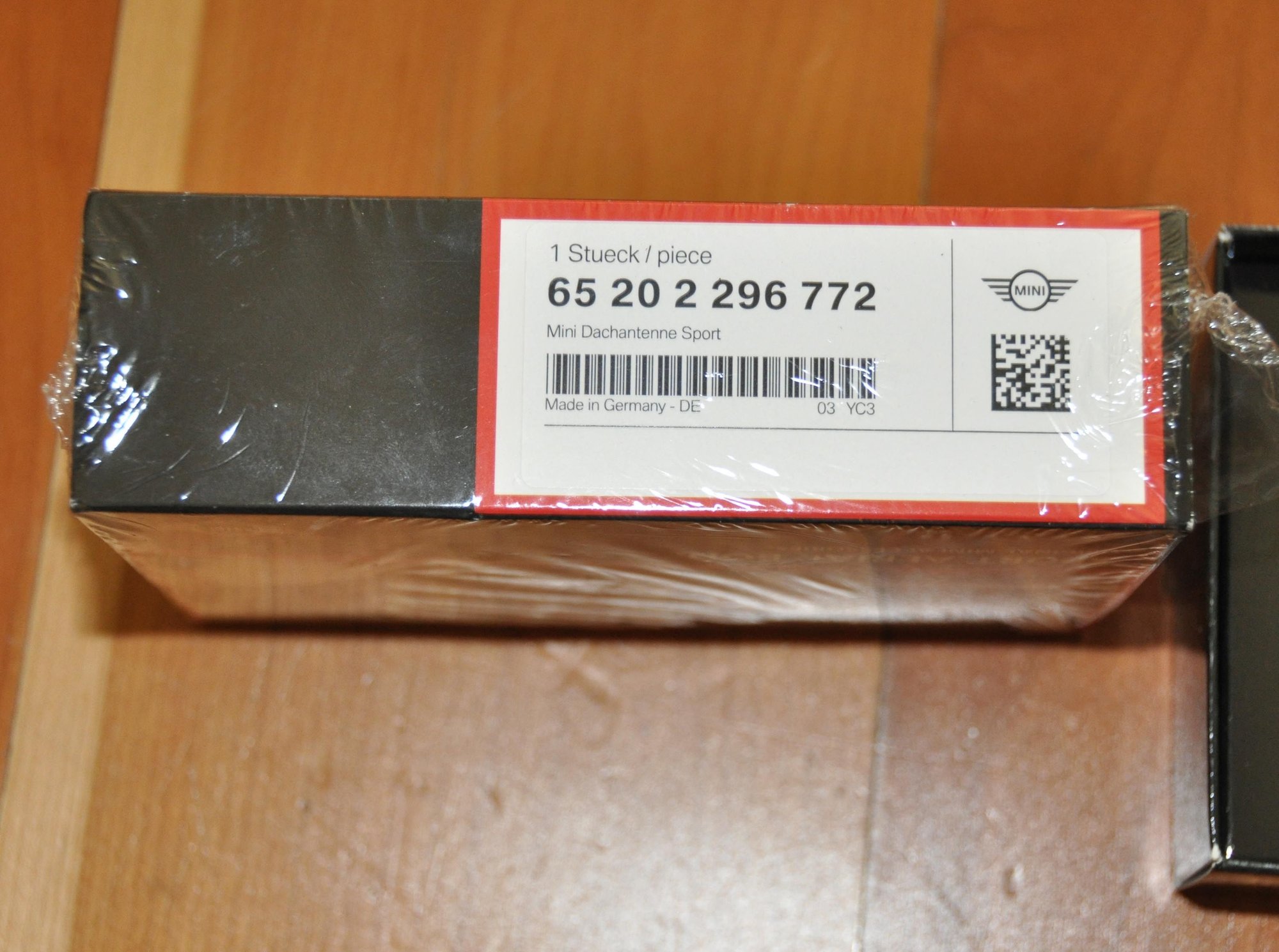 Accessories - OEM MINI Cooper Stubby Antenna in Box - Used - 2015 to 2022 Mini F56: Mini Hatch/Hardtop - Altamonte Springs, FL 32701, United States