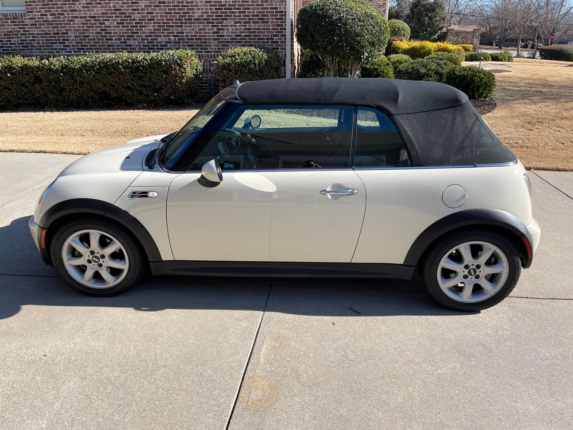 2008 Mini R52: "Mk I" Mini Convertible - 2008 MINI Cooper S Convertible - Used - VIN WMWRH33548TU80642 - 76,177 Miles - 4 cyl - 2WD - Manual - Convertible - White - Marietta, GA 30064, United States