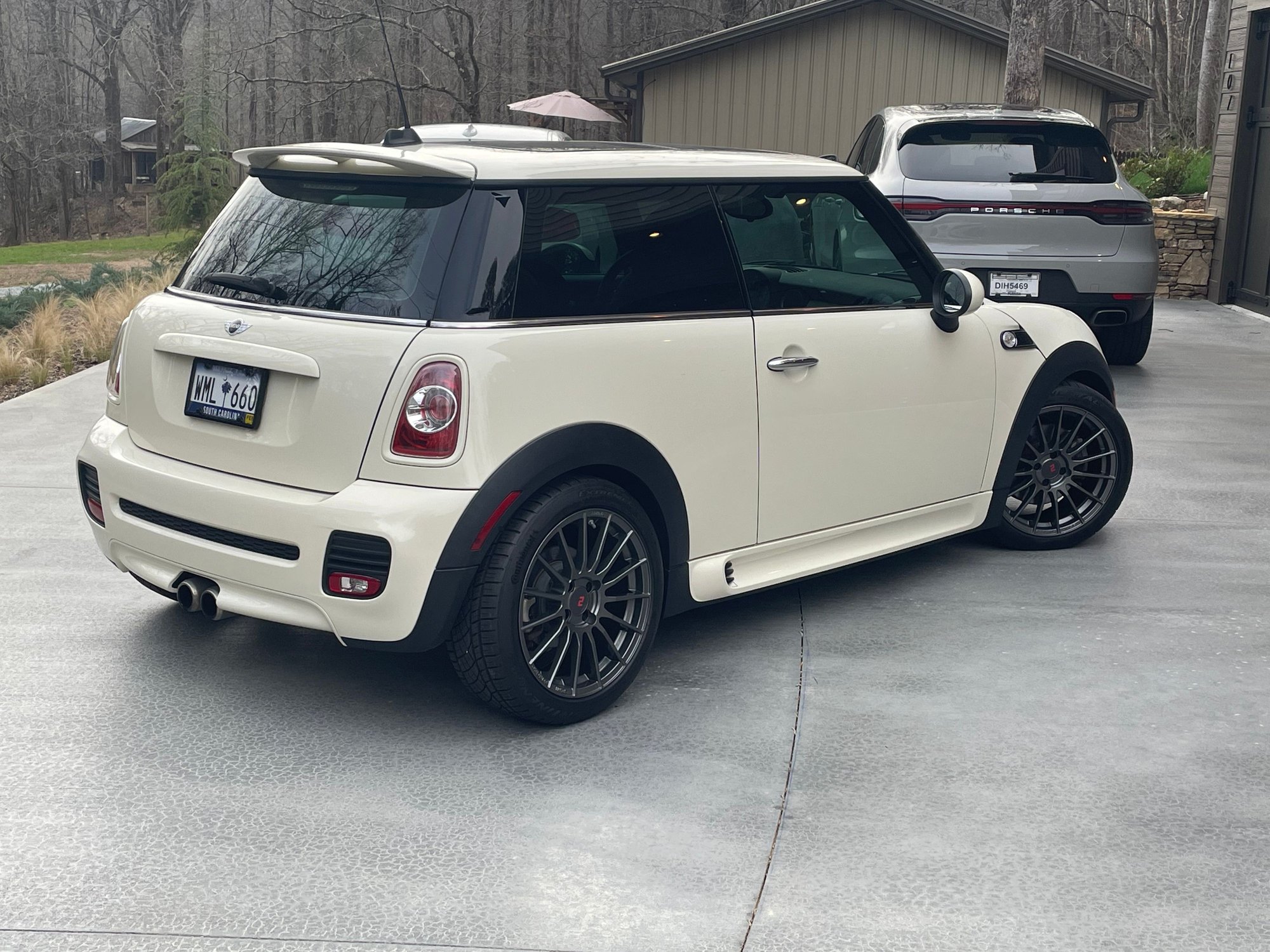 2013 Mini R56: "Mk II" Mini Hatch/Hardtop range - 2013 Mini Cooper S - Used - VIN WMWSV3C53DT475680 - 34,500 Miles - Manual - Marietta, SC 29661, United States