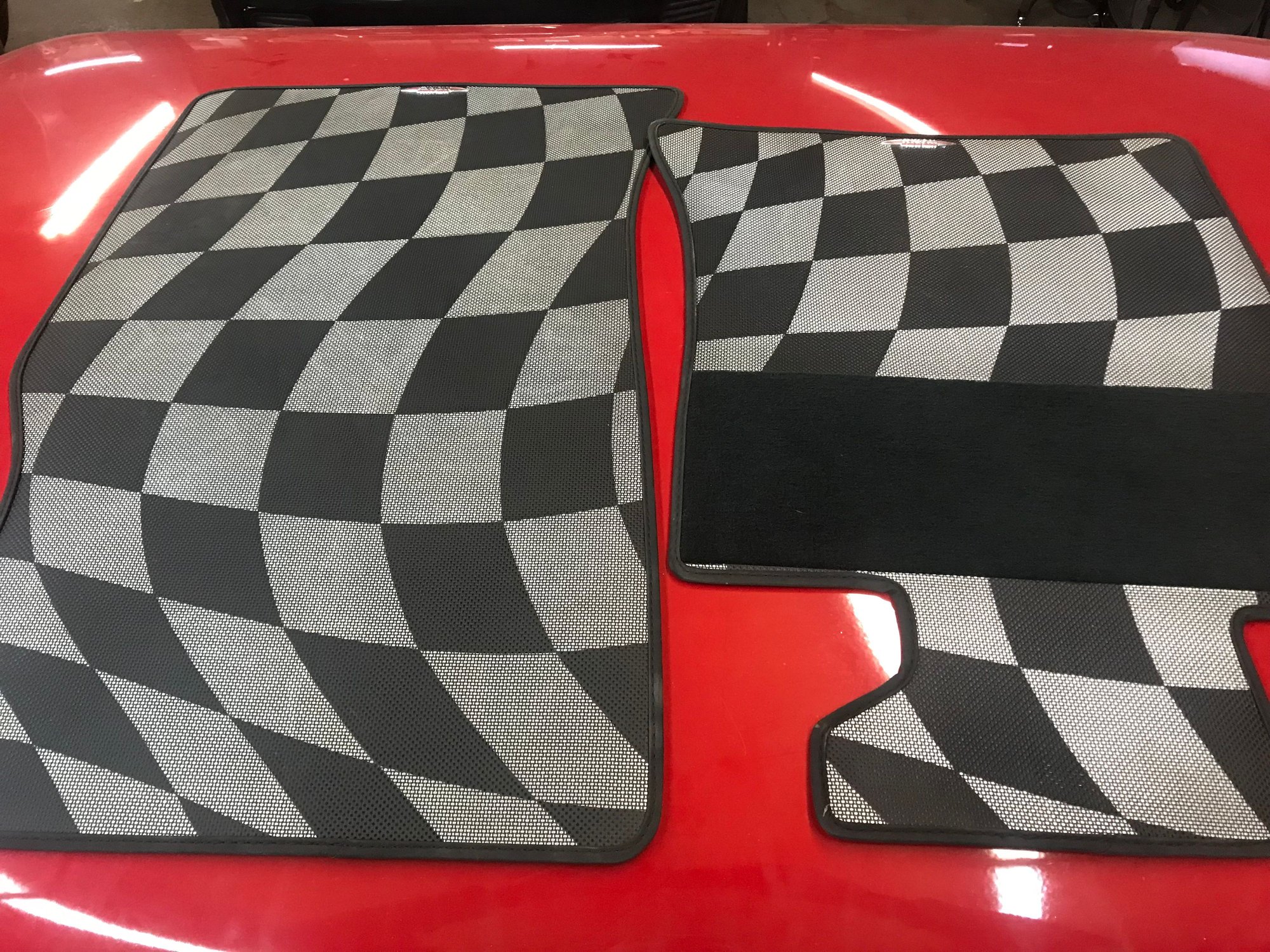 Interior/Upholstery - JCW checkered Carpets R56(second Generation) - Used - 2007 to 2013 Mini R56: "Mk II" Mini Hatch/Hardtop range - Montreal, QC H3H2J2, Canada