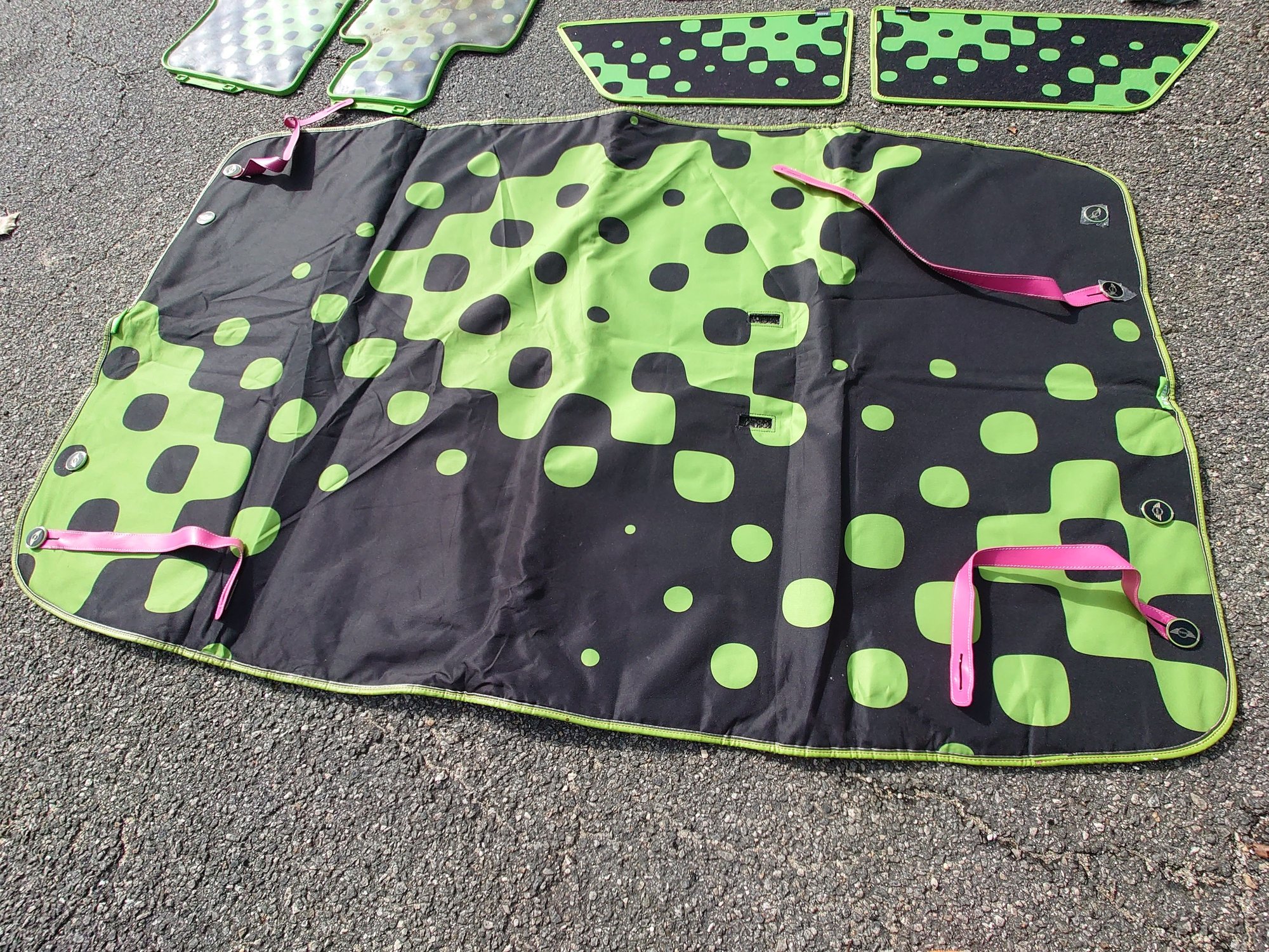 Accessories - Vivid Green interior/Exterior Kit - Used - 2016 to 2024 Mini All Models - Macon, GA 31204, United States