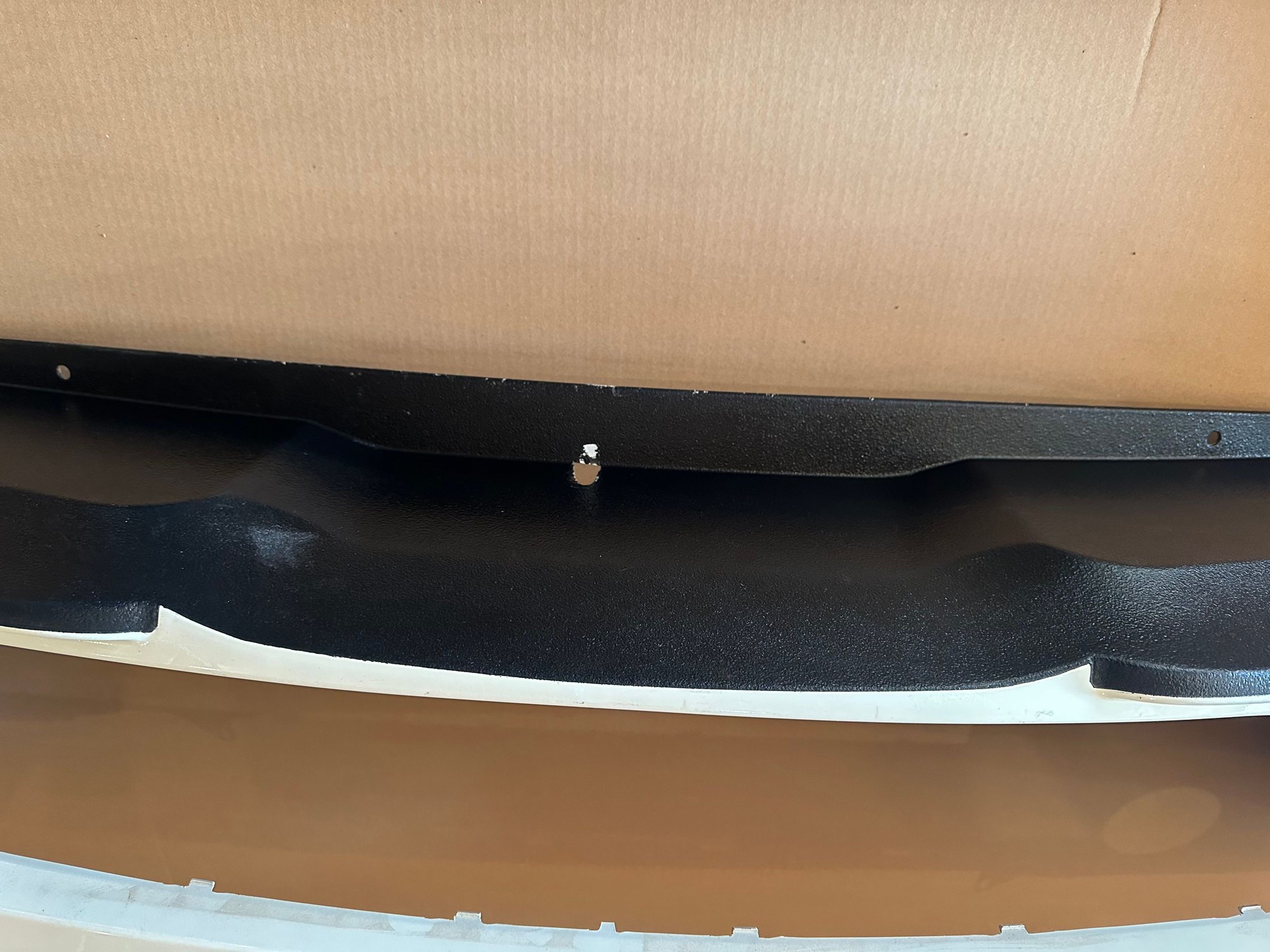 Exterior Body Parts - R53 JCW Aerokit Front Bumper Pepper White - Used - 2002 to 2006 Mini R53: "Mk I" Mini Cooper S - Montreal, QC H3H2J2, Canada
