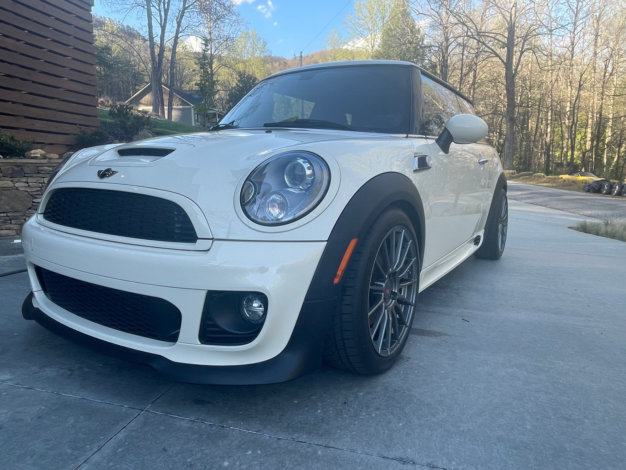 2013 Mini R56: "Mk II" Mini Hatch/Hardtop range - 2013 Mini Cooper S - Used - VIN WMWSV3C53DT475680 - 34,500 Miles - Manual - Marietta, SC 29661, United States