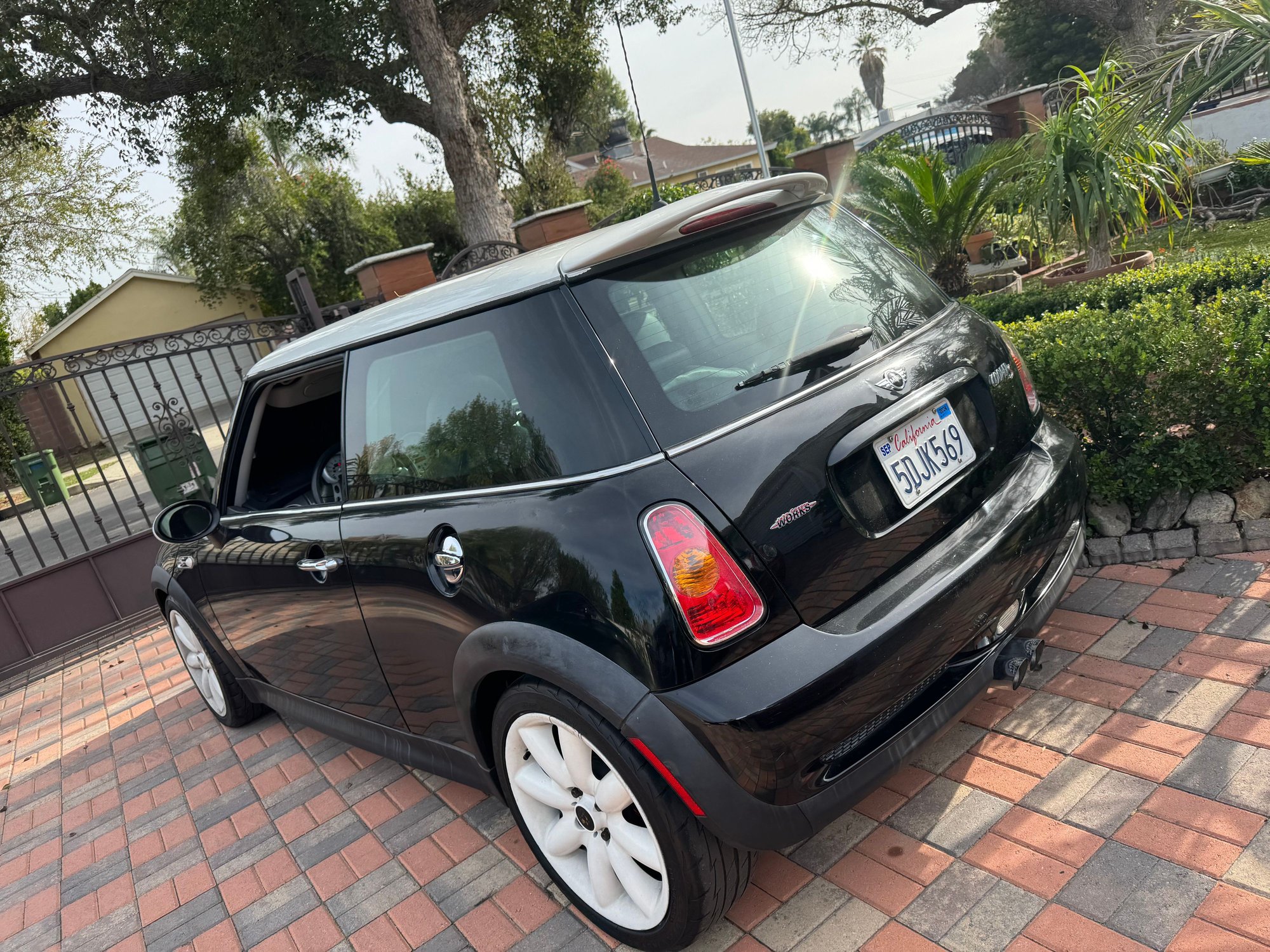 2003 Mini R53: "Mk I" Mini Cooper S - 2003 John cooper works r53 90k miles new clutch - Used - VIN Wmwe33423td58812 - 90,121 Miles - 4 cyl - Manual - Coupe - Black - Panorama City, CA 91402, United States