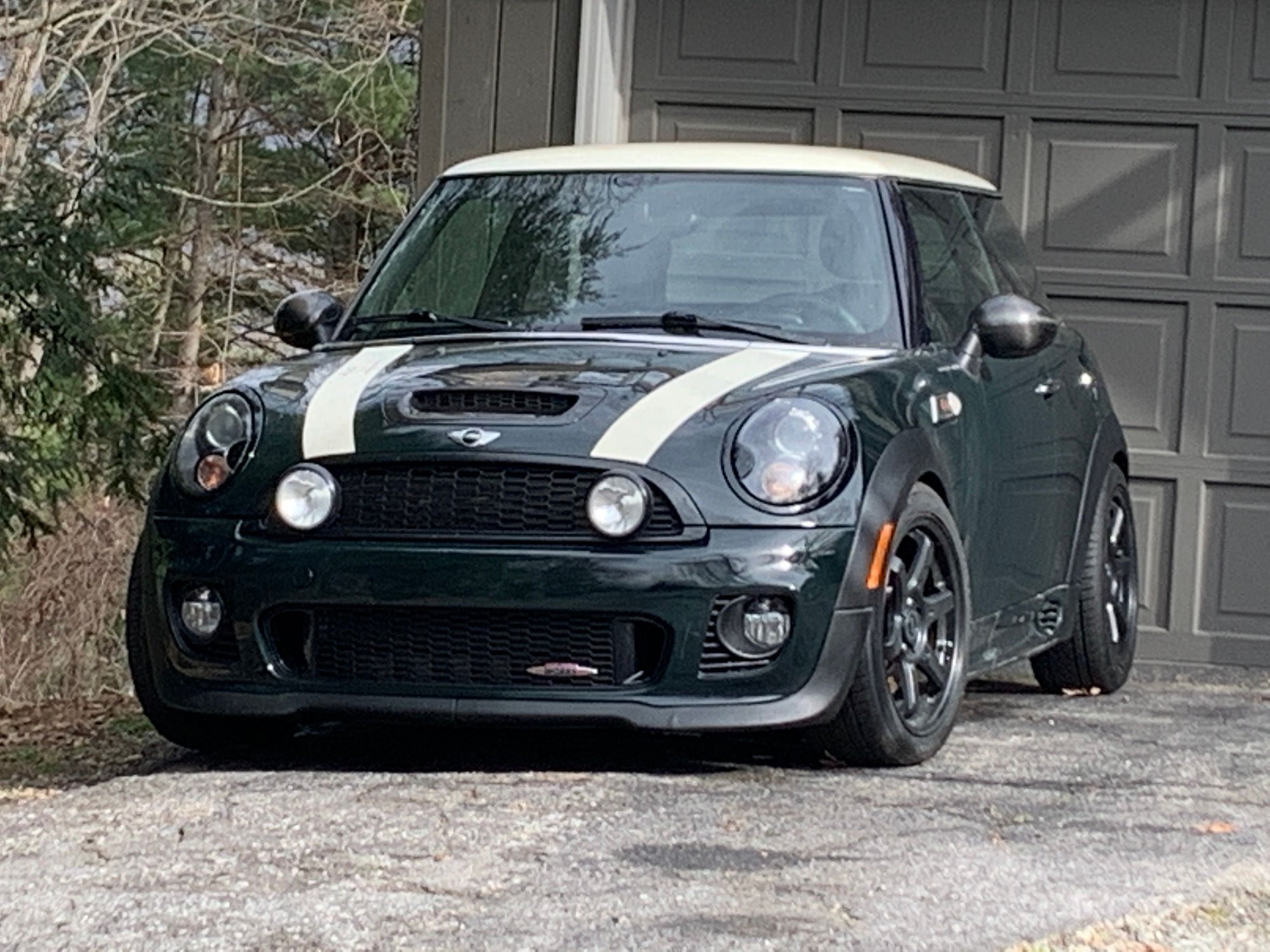 2010 Mini R56: "Mk II" Mini Hatch/Hardtop range - 2010 WC50 JCW #414 - 1 of 50 - Used - VIN WMWMF9C51ATF97770 - 145,000 Miles - 4 cyl - 2WD - Manual - Hatchback - Other - Asheville, NC 28804, United States