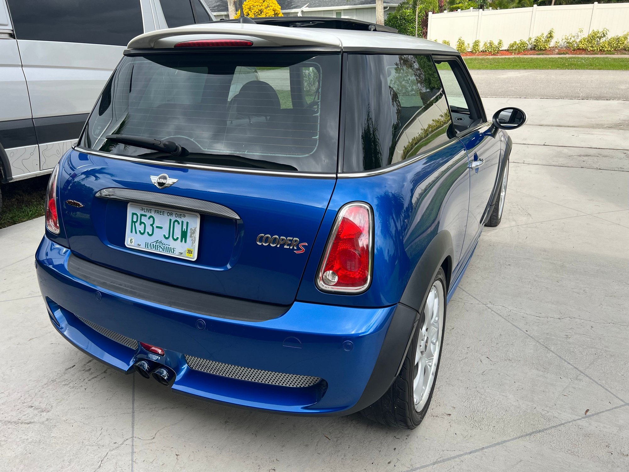2006 Mini R53: "Mk I" Mini Cooper S - 2006 Cooper S JCW, Aero kit, JCW suspension - Used - VIN WMWRE33546TL18239 - 126,750 Miles - Manual - Hatchback - Blue - Wellington, FL 33414, United States