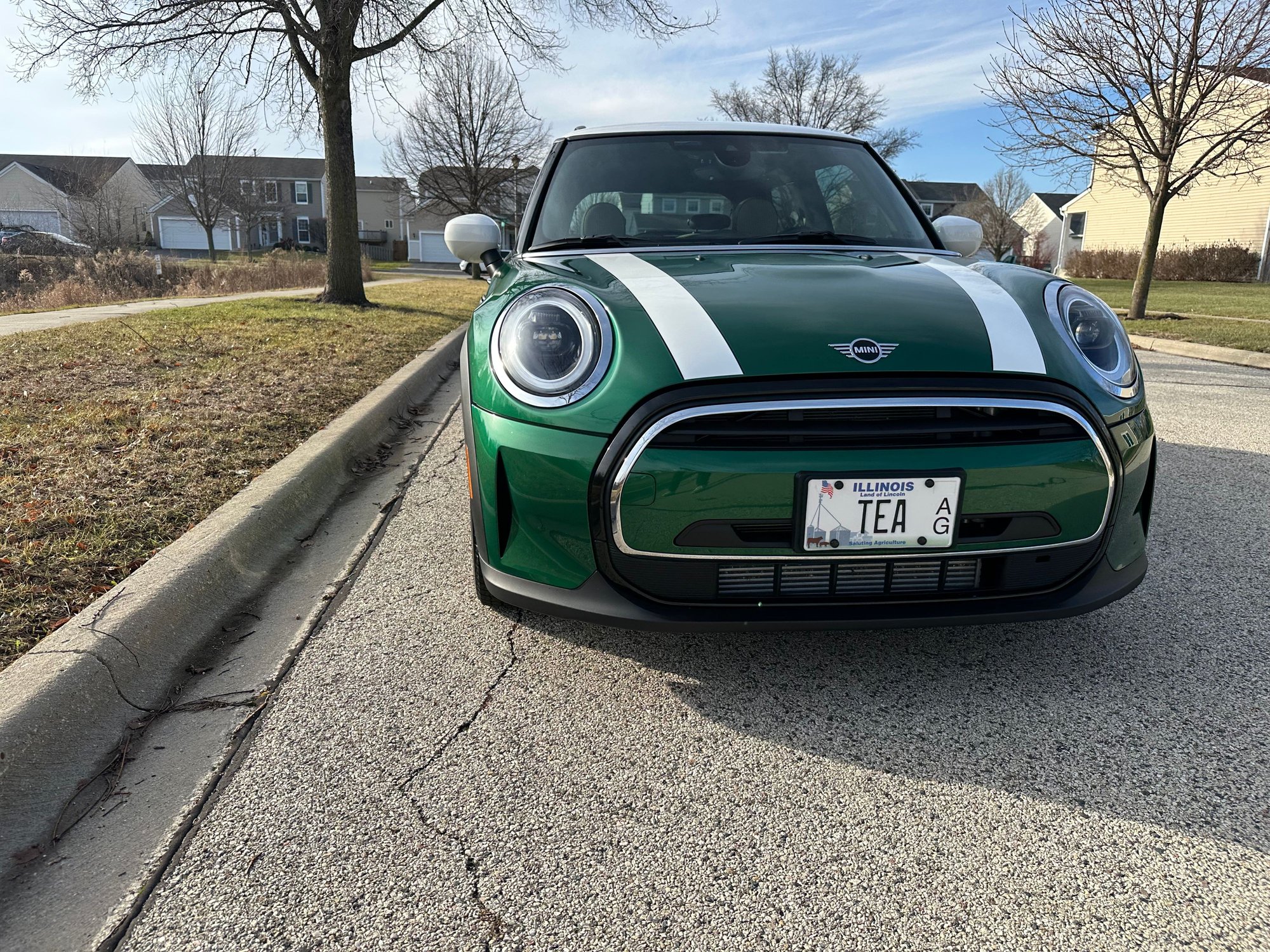 2024 Mini F56: Mini Hatch/Hardtop - 2024 Mini Cooper Hardtop 3-door 6spd - Green on Tan with Low Miles! - Used - VIN WMW33DH08R2U53099 - 12,900 Miles - 3 cyl - 2WD - Manual - Hatchback - Other - Madison, WI 53705, United States