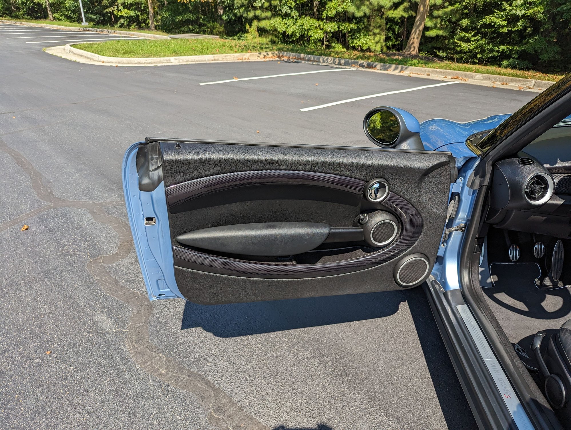 2012 Mini R57: "Mk II" Mini Convertible - Stealthy R57 convertible - Used - VIN WMWZP3C55CT296807 - 69,200 Miles - 4 cyl - 2WD - Manual - Convertible - Blue - Midlothian, VA 23114, United States