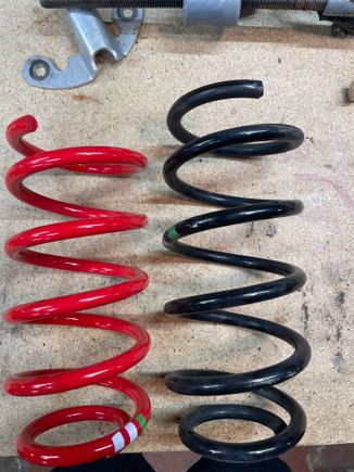 Rear JCW sports vs base spring