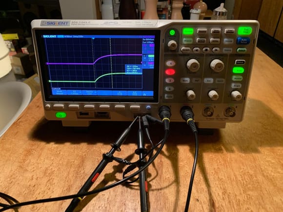 it has the looks and feels of a Tektronix that costs significantly more