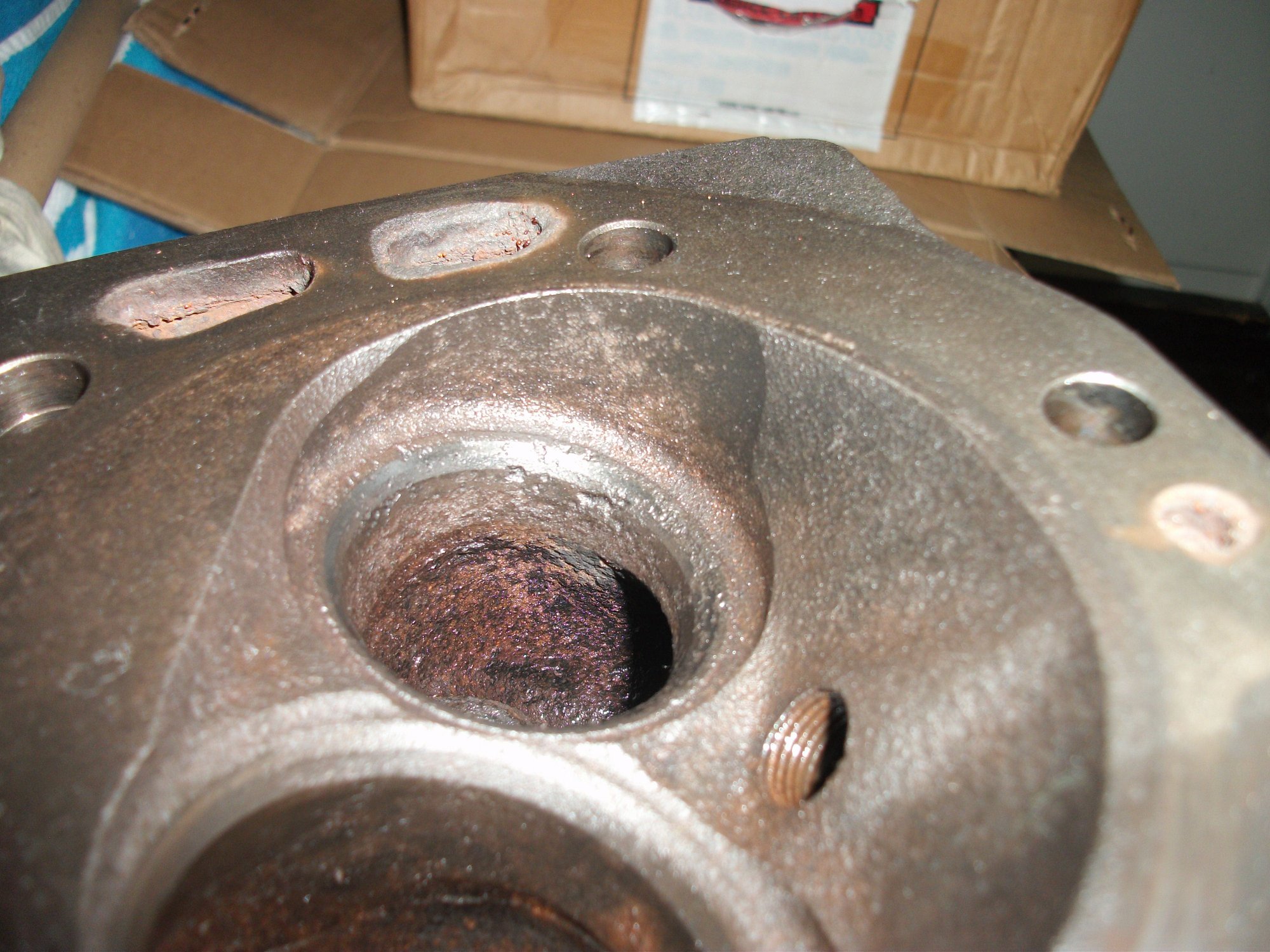 Offshore mount cast iron heads 21 props