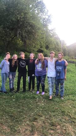 My Babies. L-R, Kacy Polzin, Kassandra Polzin, Shane Polzin JR, Harley Polzin, Edna Lynn Nicole Bertram Royster, John Boy Bertram Royster Polzin Wolfe, Austin Lee Bertram Royster Polzin Garrison Kentucky 41141 USA.