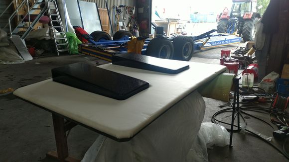 Full aluminium hatch