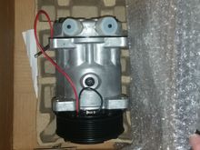 Ditching the old pancake r4 compressor for this new sanden 508 7 piston job, hopefully i can hang meat in the cab when its running
