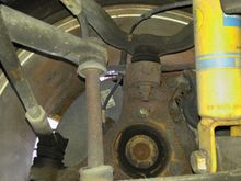 2005 GMC Sierra 1500 VHO 6.0L, I think this is the right front wheel
