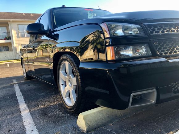 I run 275 45 20s on my stock SS wheels, absolutely no rubbing and they ride good