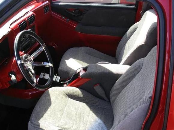 Fully Smoothed interior with one-off billet steering wheel.