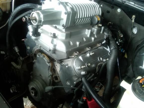 engine setting together
