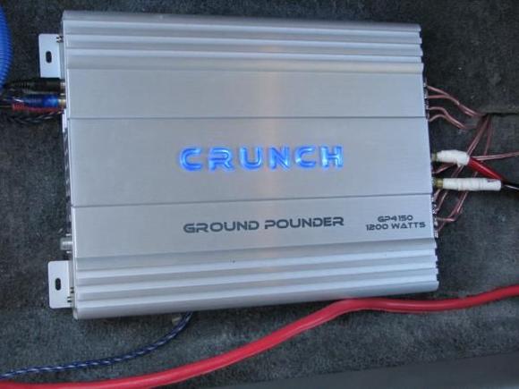 1800 watt Crunch midrange Amp