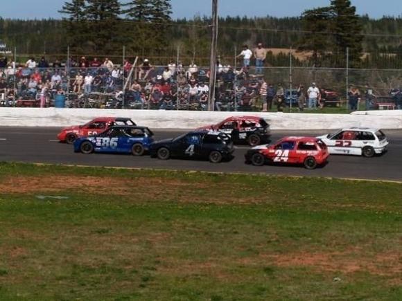 My second division race car, the Honda Outlaws, sorry guys no GM's allowed, next year I got the gas lovin chevy powered 355 in my first Modified.