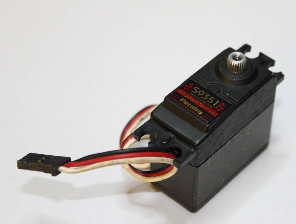 Servos for sale R/C Tech Forums
