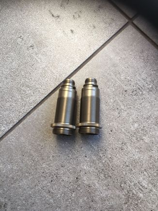 Like new 27.5 shock bodies $20 